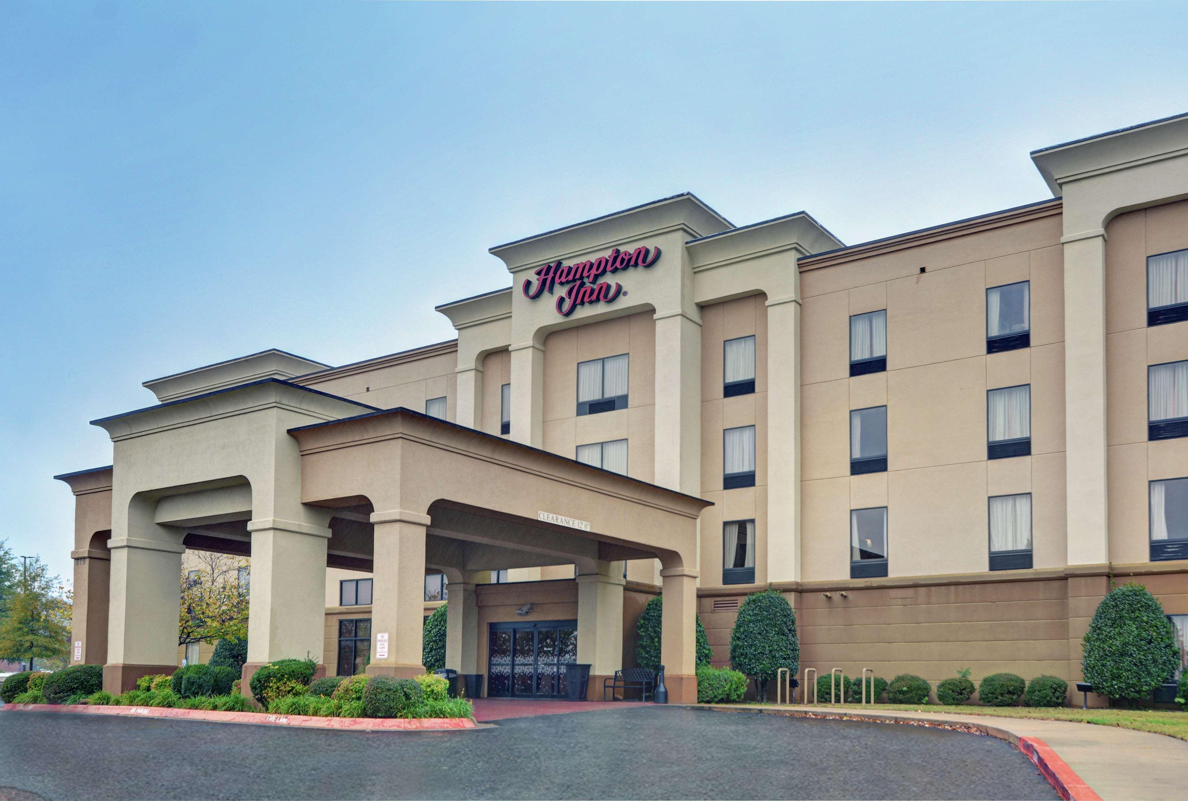 Hampton Inn Файетвил Екстериор снимка
