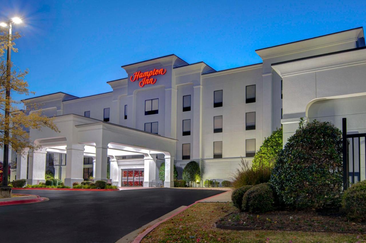 Hampton Inn Файетвил Екстериор снимка