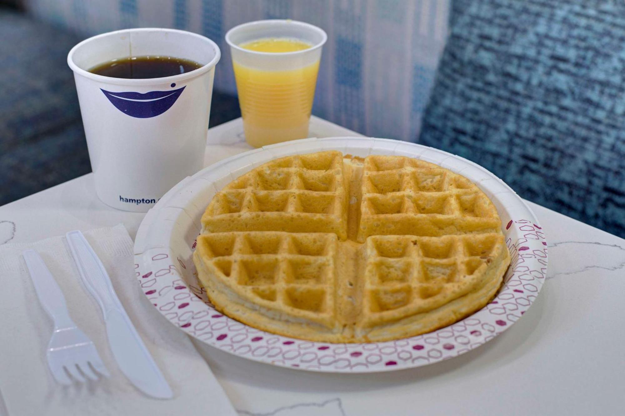 Hampton Inn Файетвил Екстериор снимка